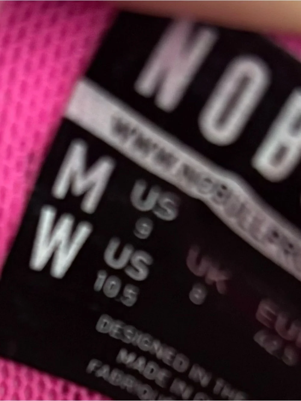 No Bull Pink tennis shoes sneakers 10 1/2